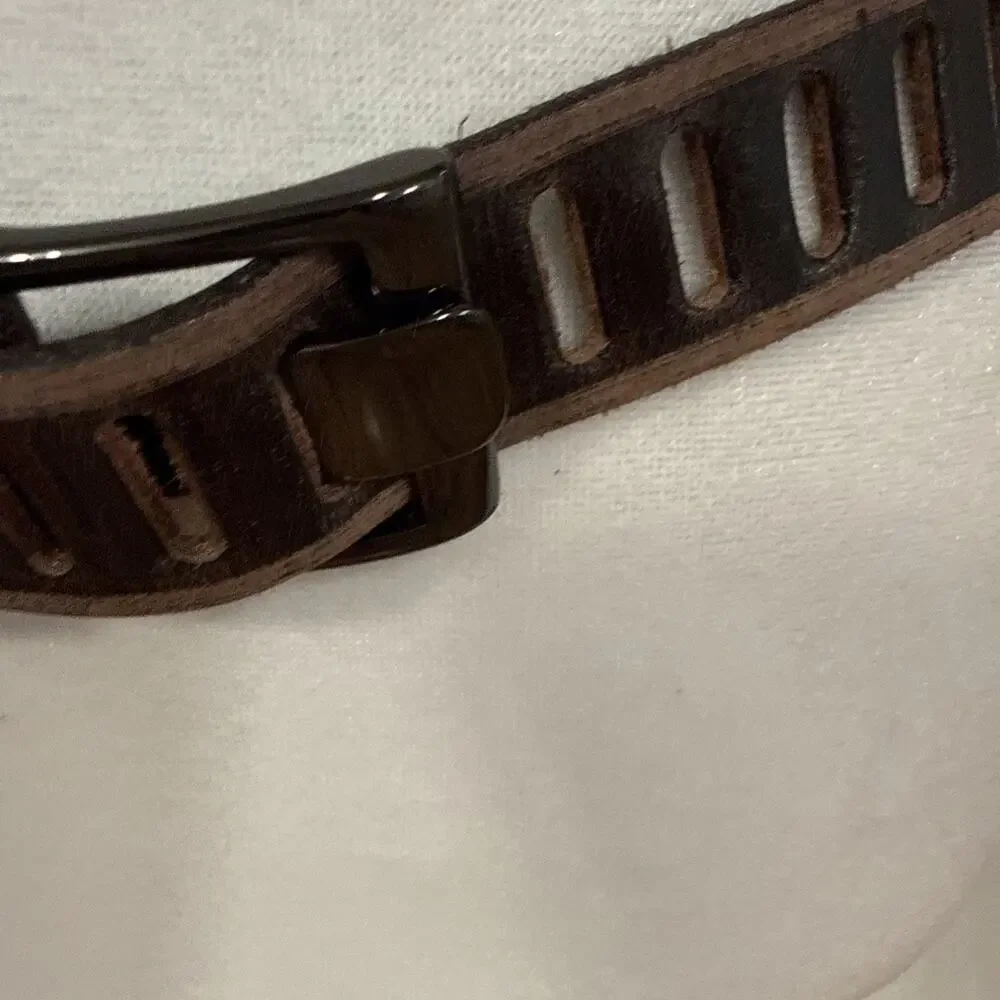 Women’s Linea Pelle wood articulated belt. G Leather Size M-L